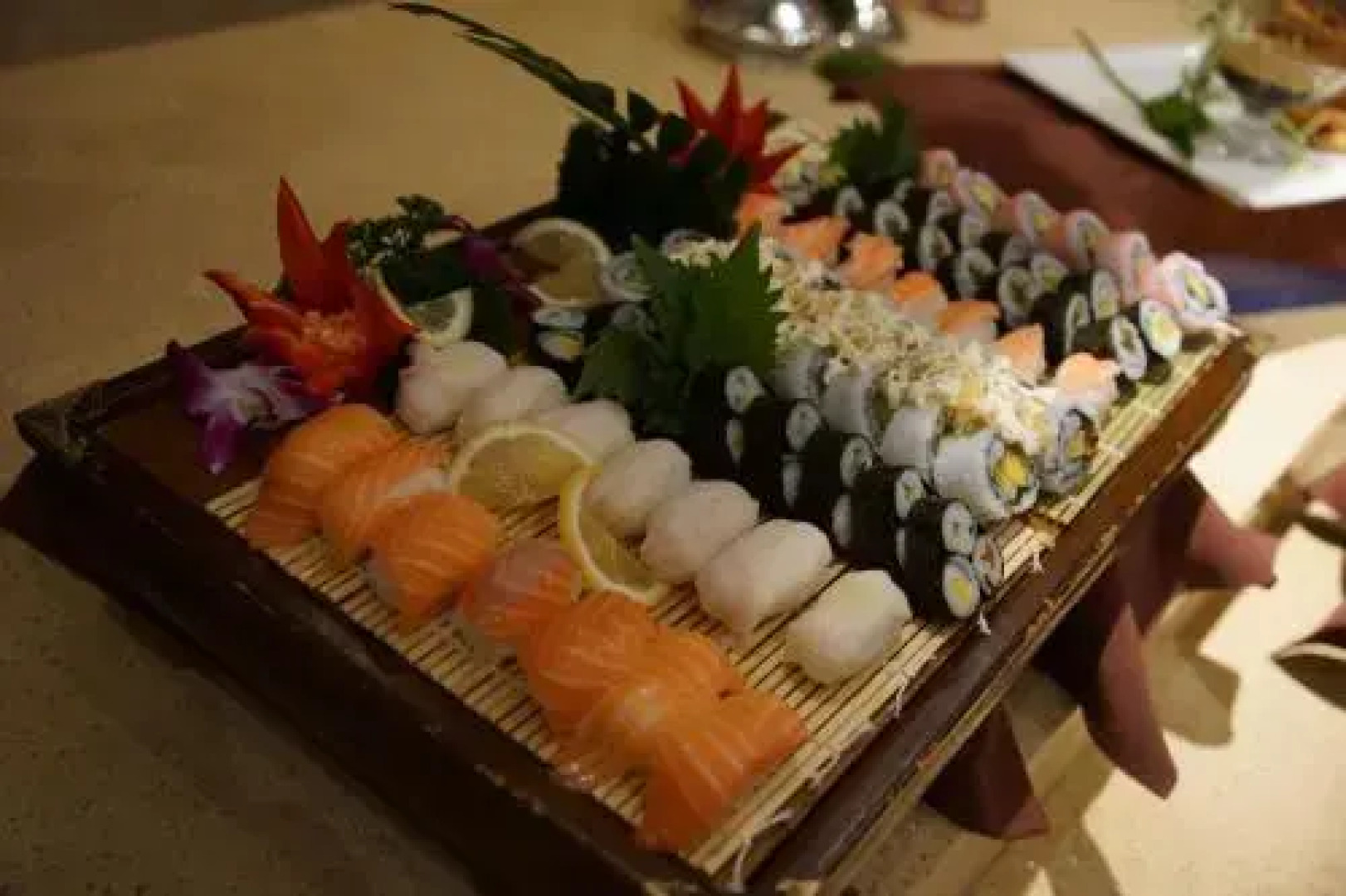 E Mei Shan Central Sunshine Hotel