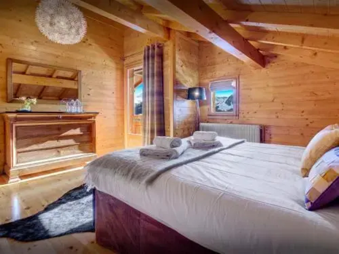 La Grange a L'Ours - OVO Network