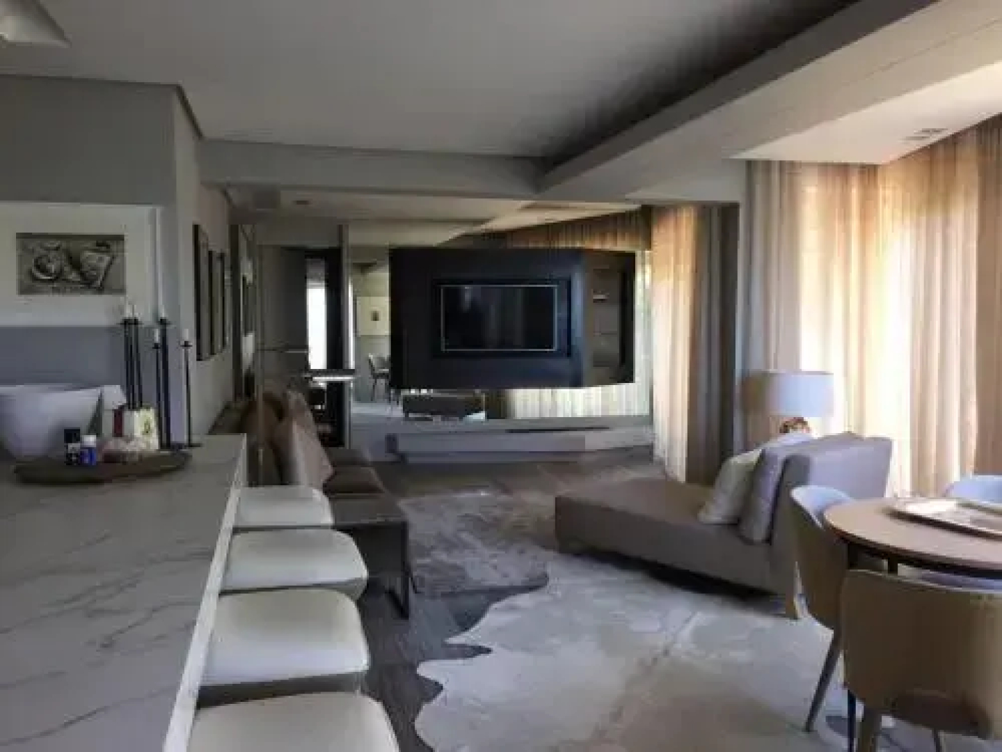 7 on Bantry Luxury Apartments