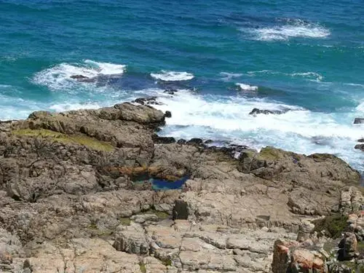 Farmhouse On The Rocks