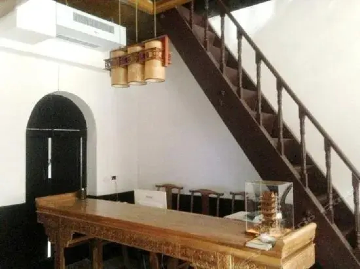 Jin Zhong Qixian Dan Feng Ge Hotel