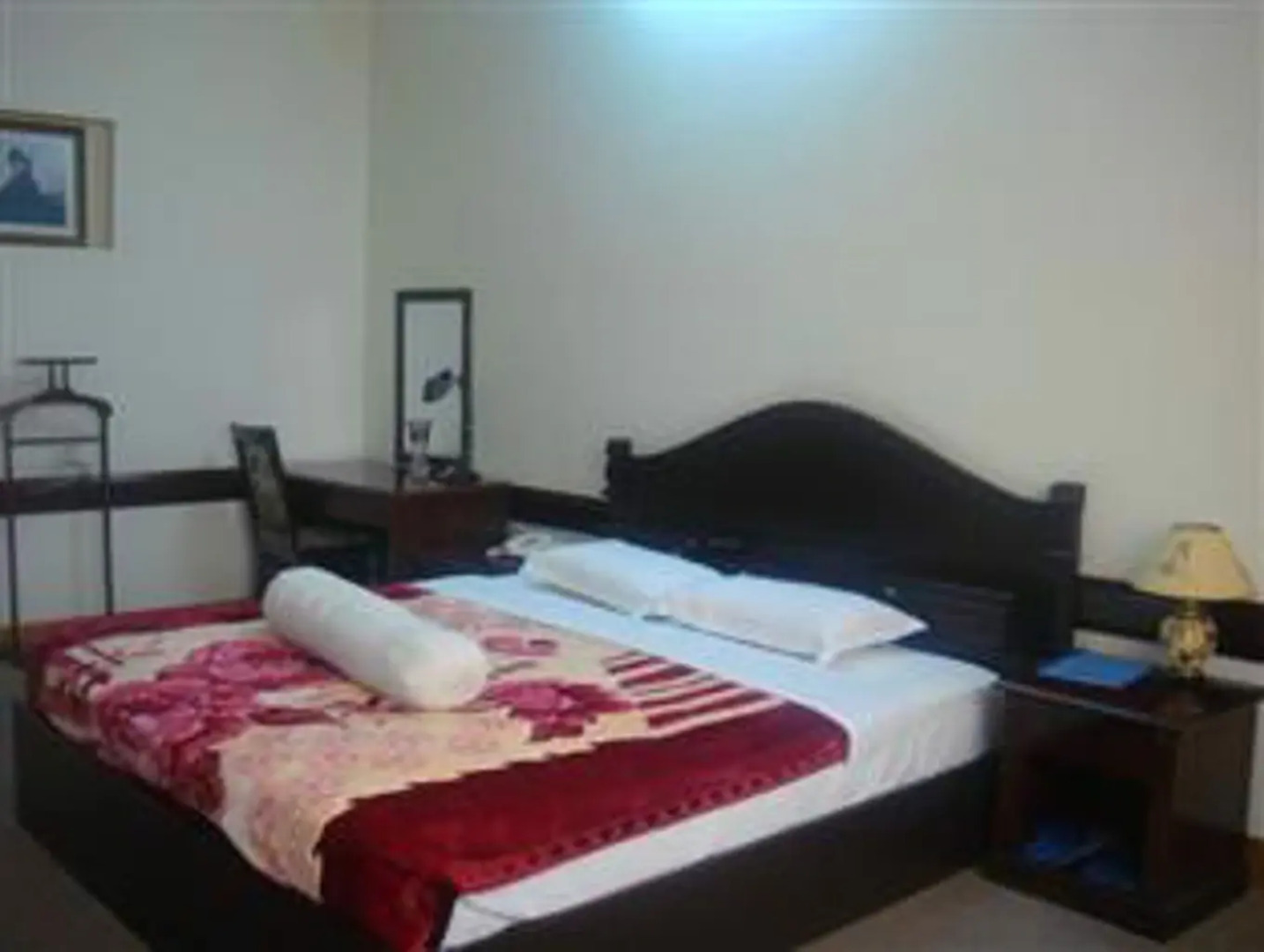 Khách Sạn Cosevco Nhật Lệ