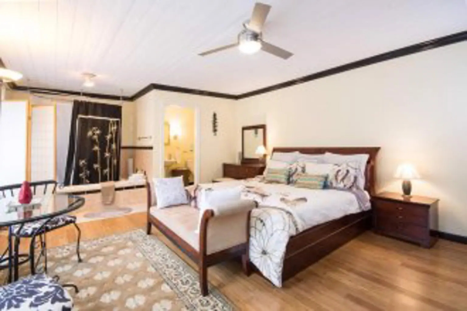 Whitley House Bed & Breakfast