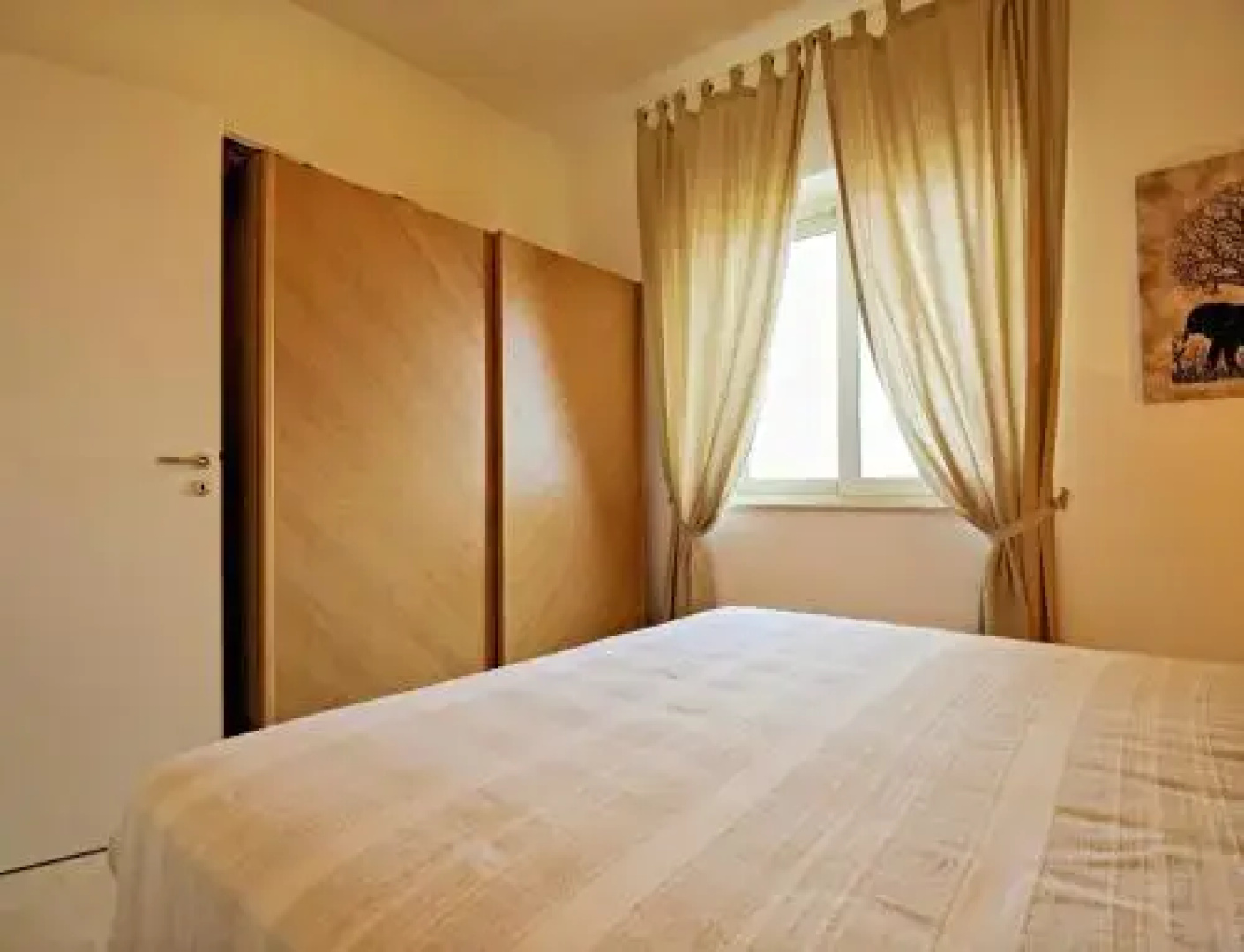 Ancora Bianca Beach Residence