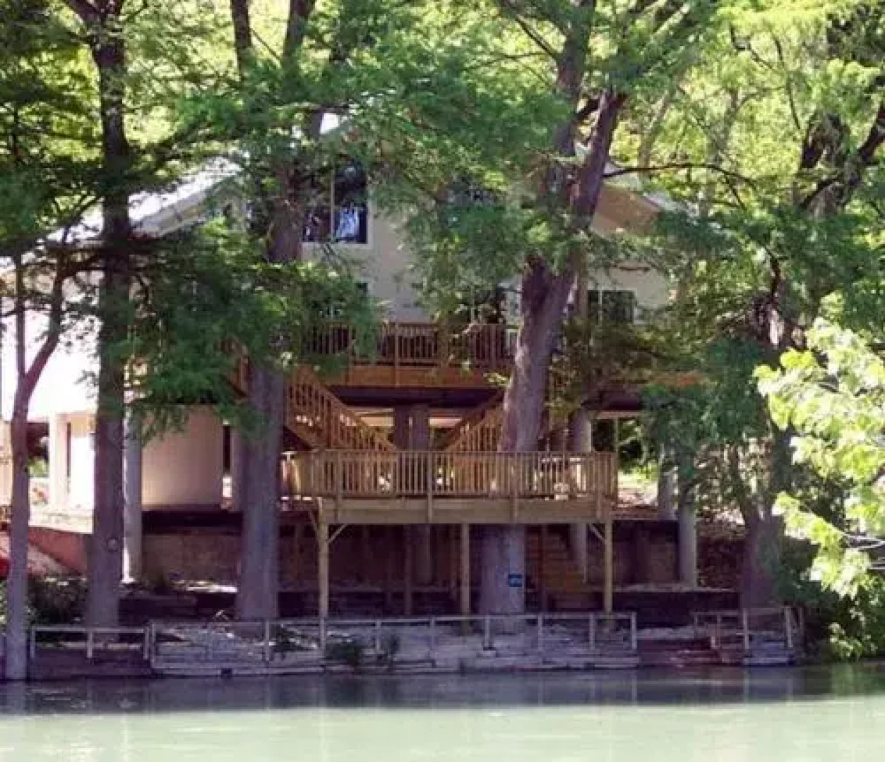 Rio Raton Duplex Rr 6780 - 4 Br Duplex