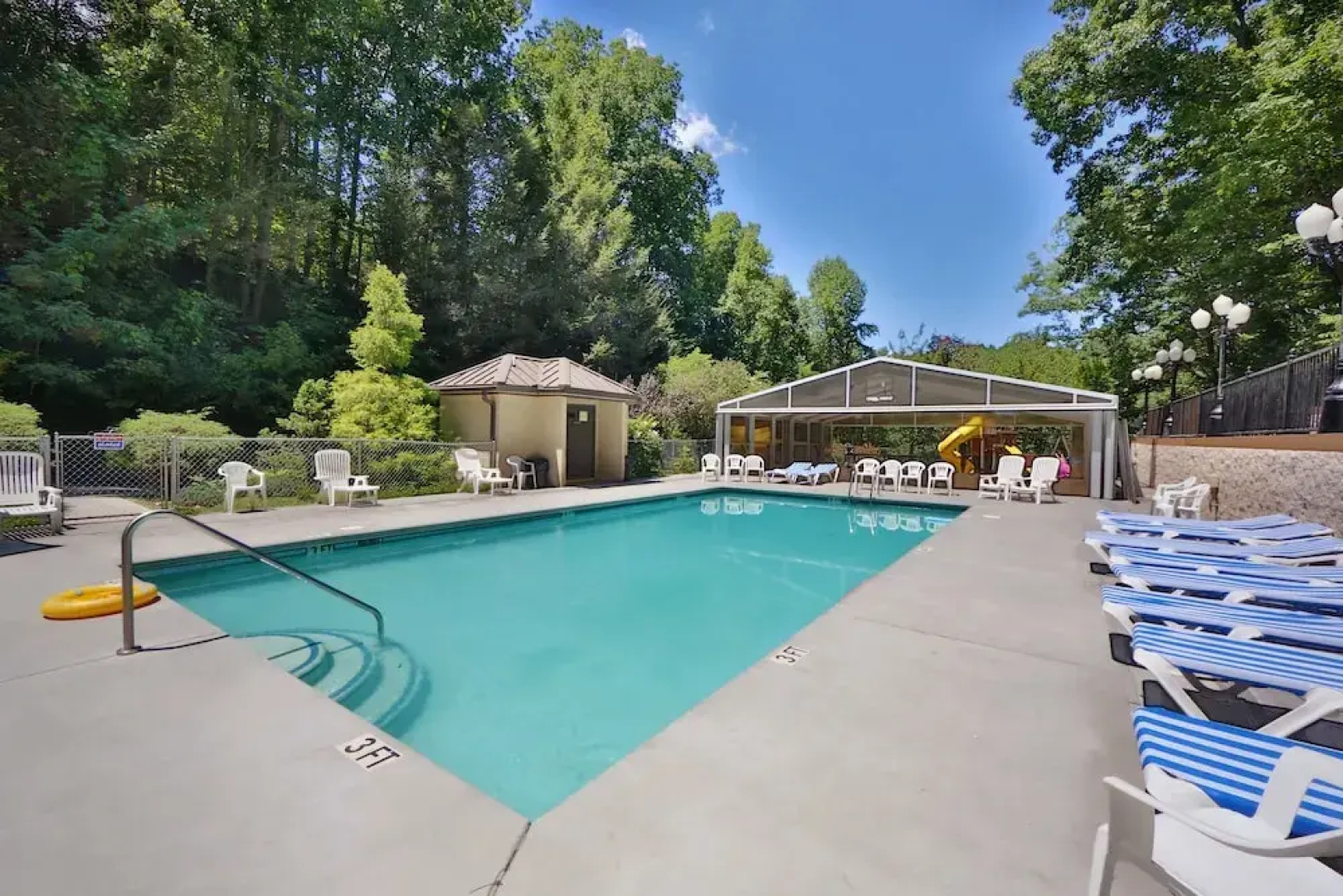 Cherry Blossom 11 - Three Bedroom Chalet