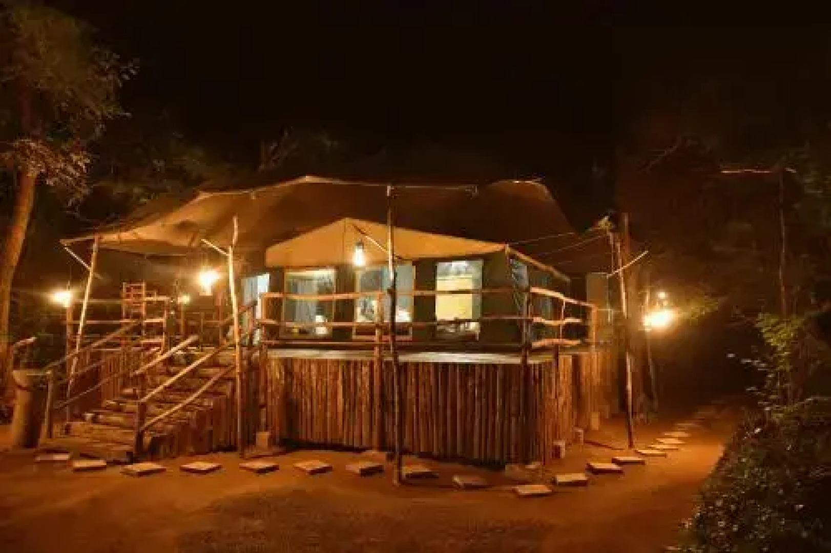 Royal Retreat Sigiriya Camping Site