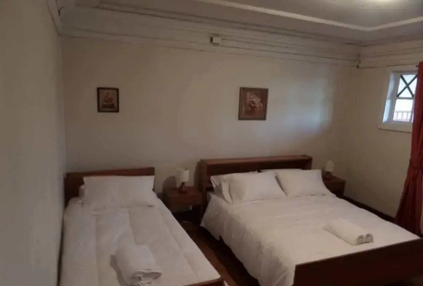 Costanera Hostel