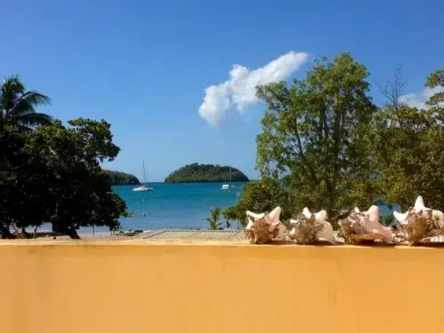 Les pieds dans l'eau