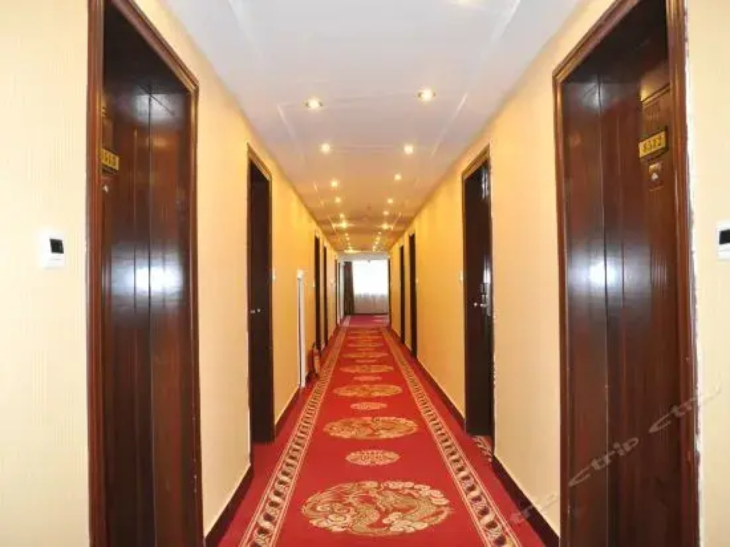 Padong Zhinanxiangyuan Hotel