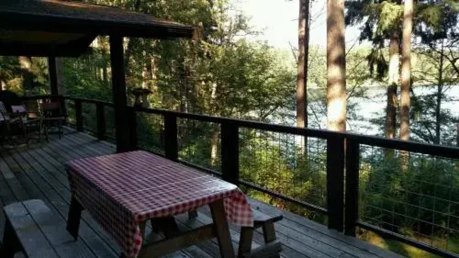 Goss Lake Chalet