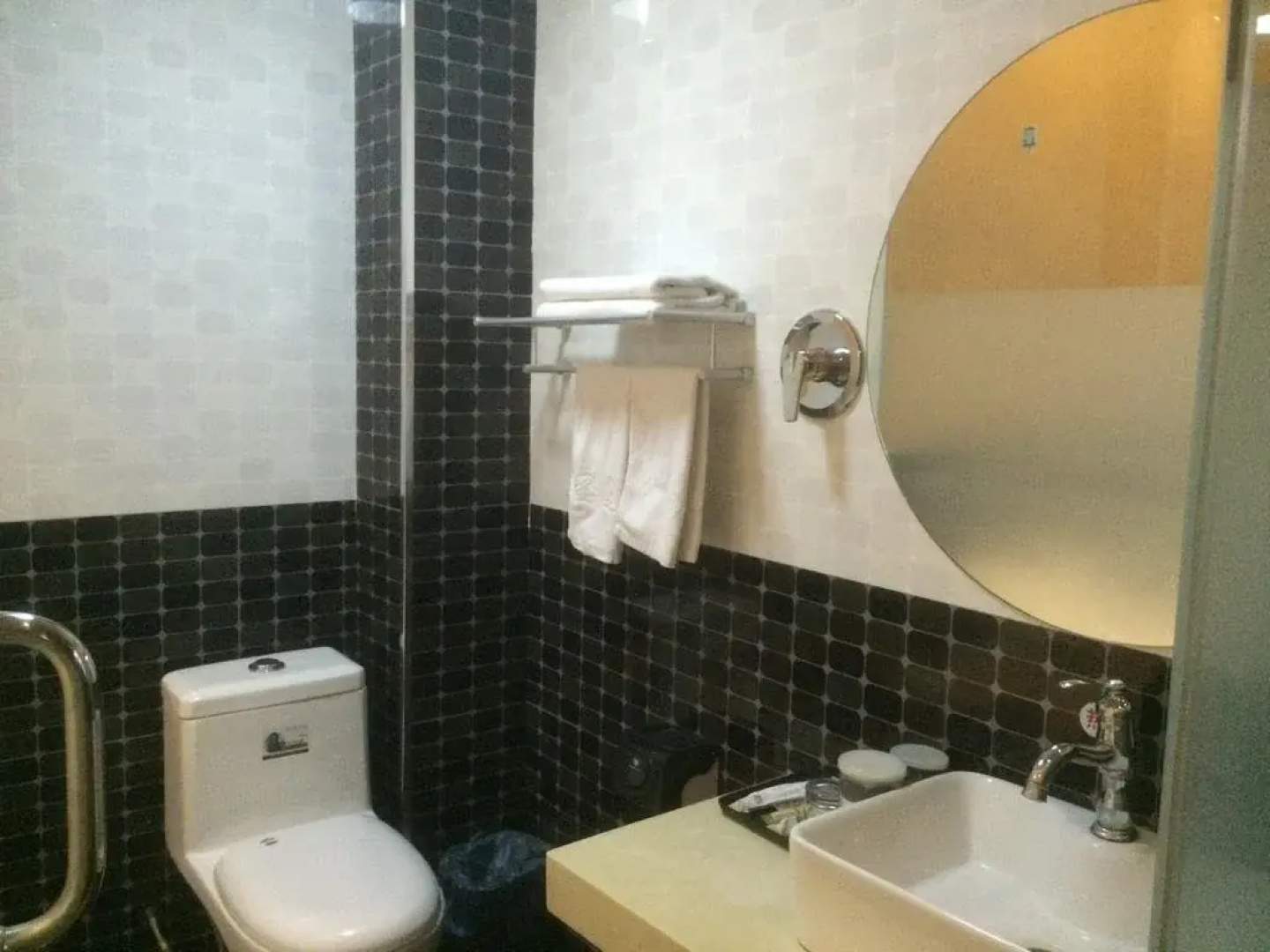 Shengda Hotel