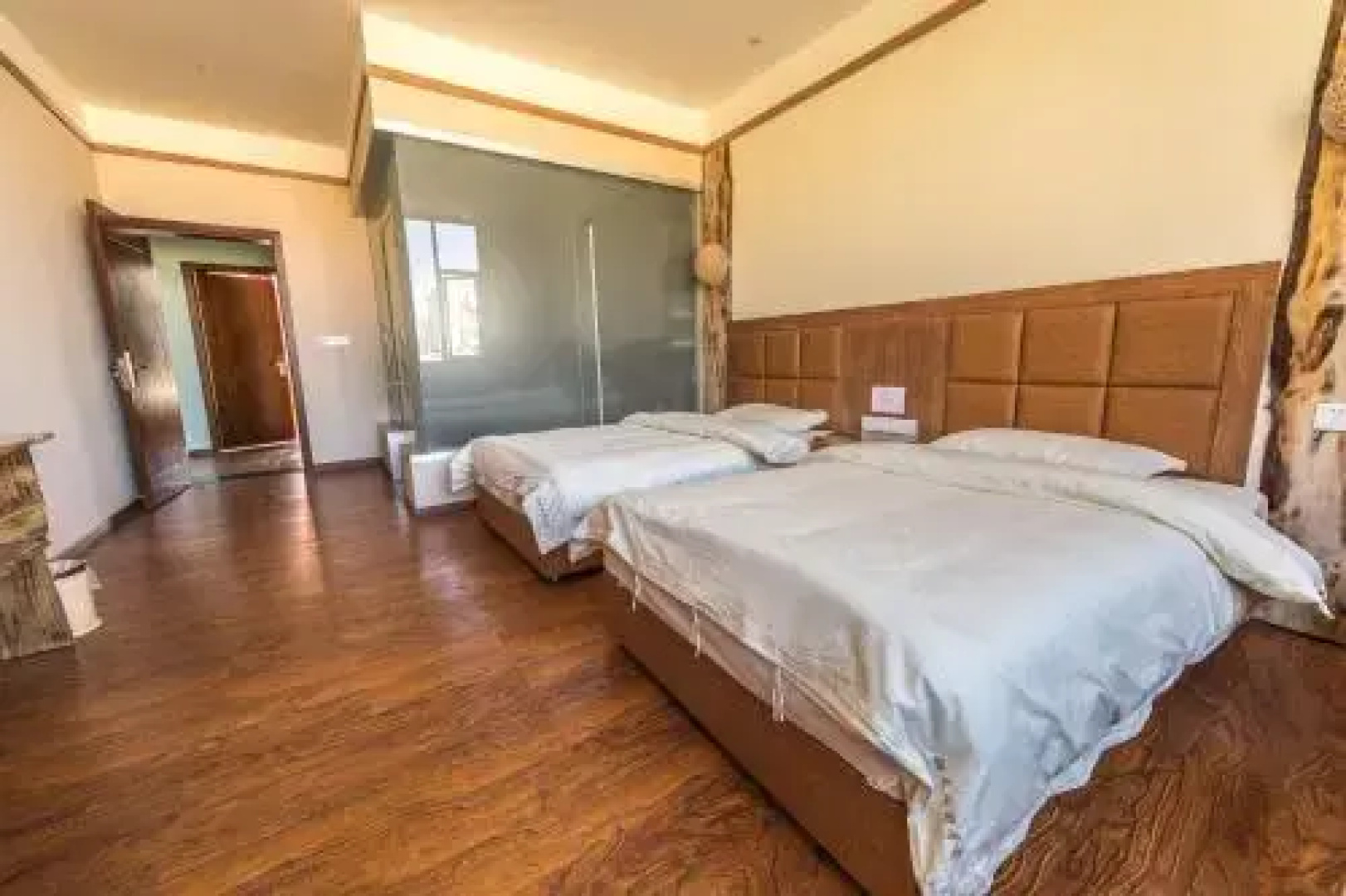 Xinduqiao Yak International Youth Hostel