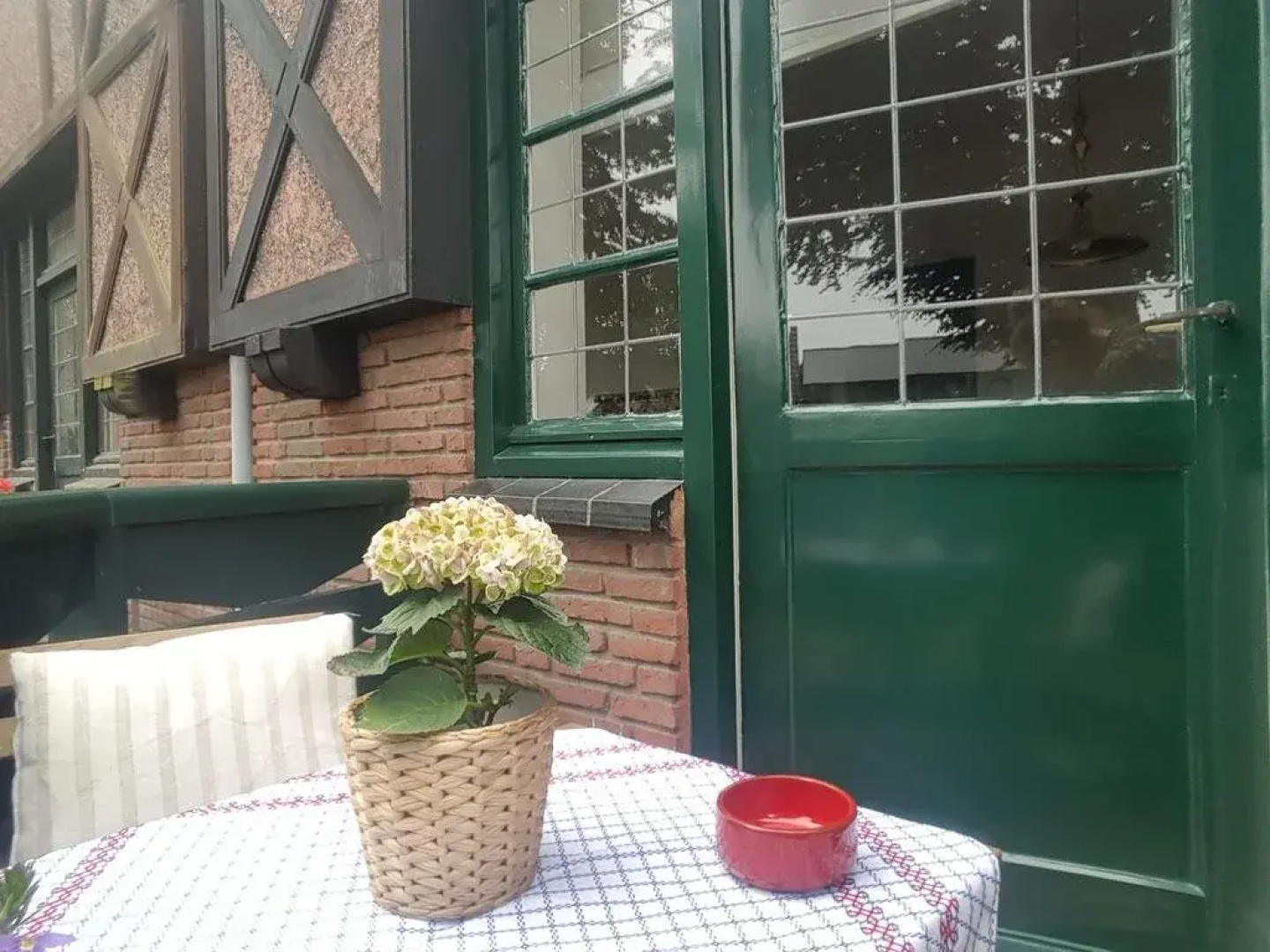 Vakantie woning/guesthouse Momo