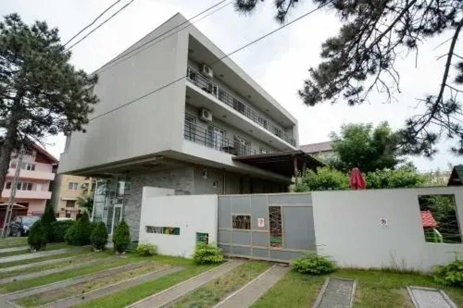 Tuya Residence