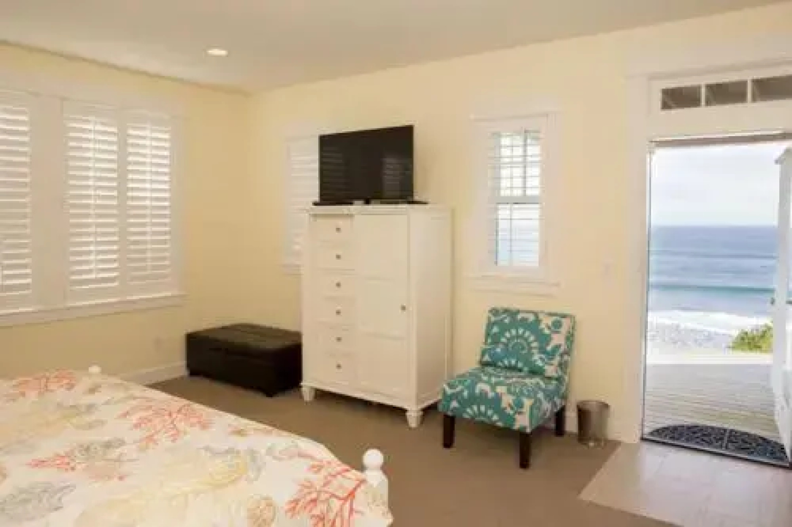 The Driftwood - 5 Br home by RedAwning