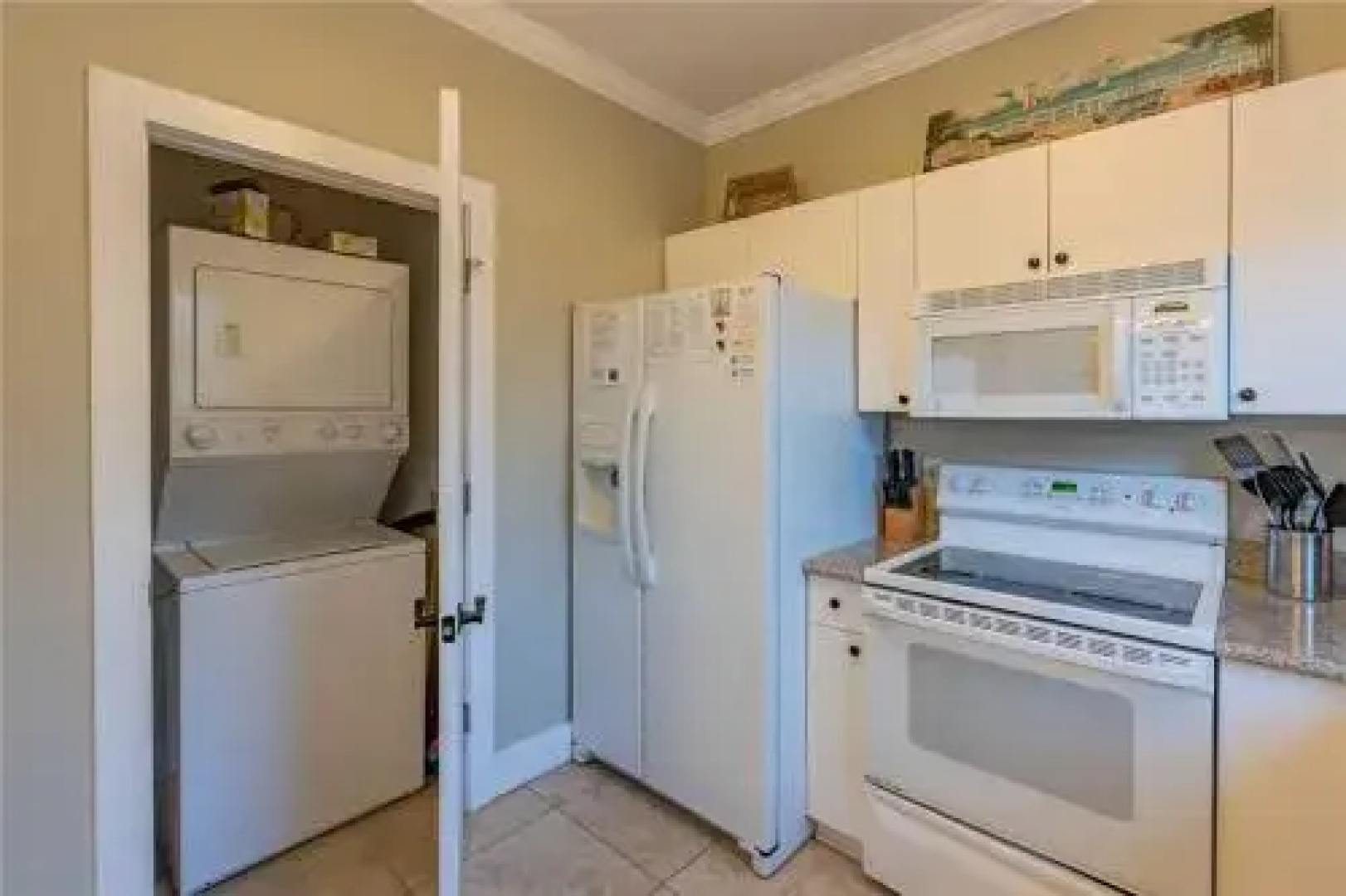 Beachcomber Bliss 38C - 2 Br Condo