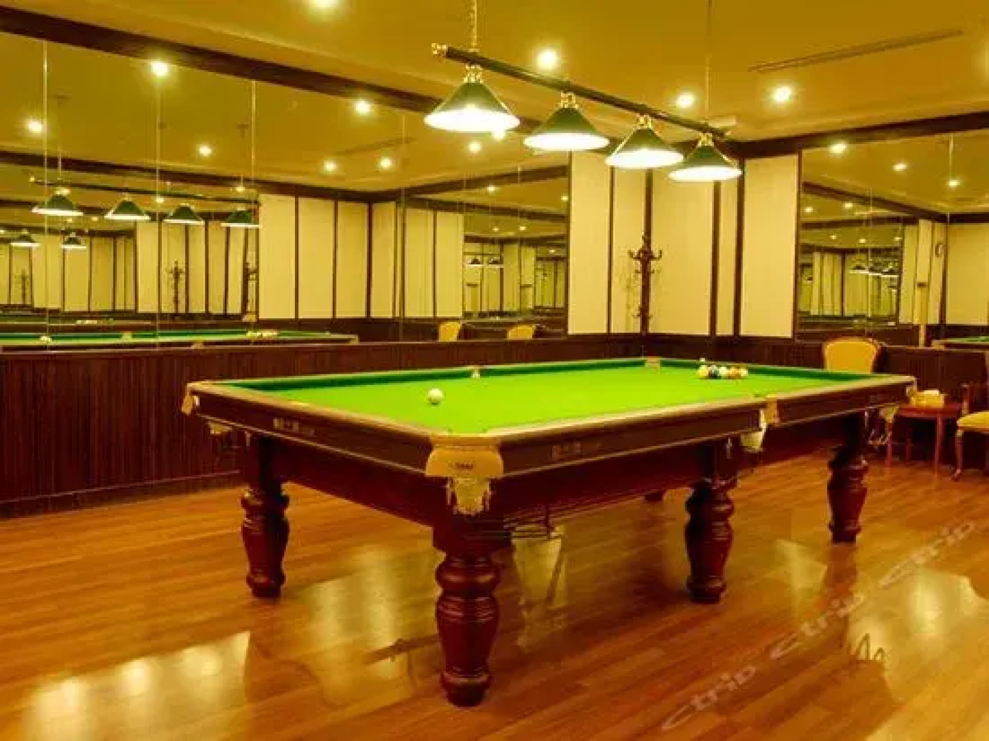 Meng Jiang Hotel