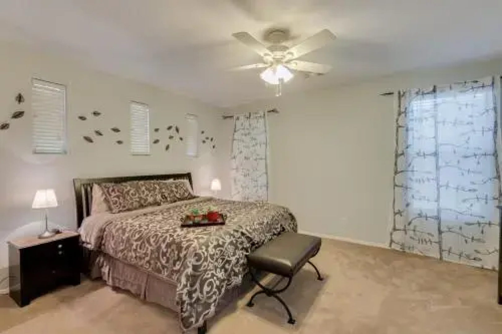 Wallner - 3 Br home by RedAwning