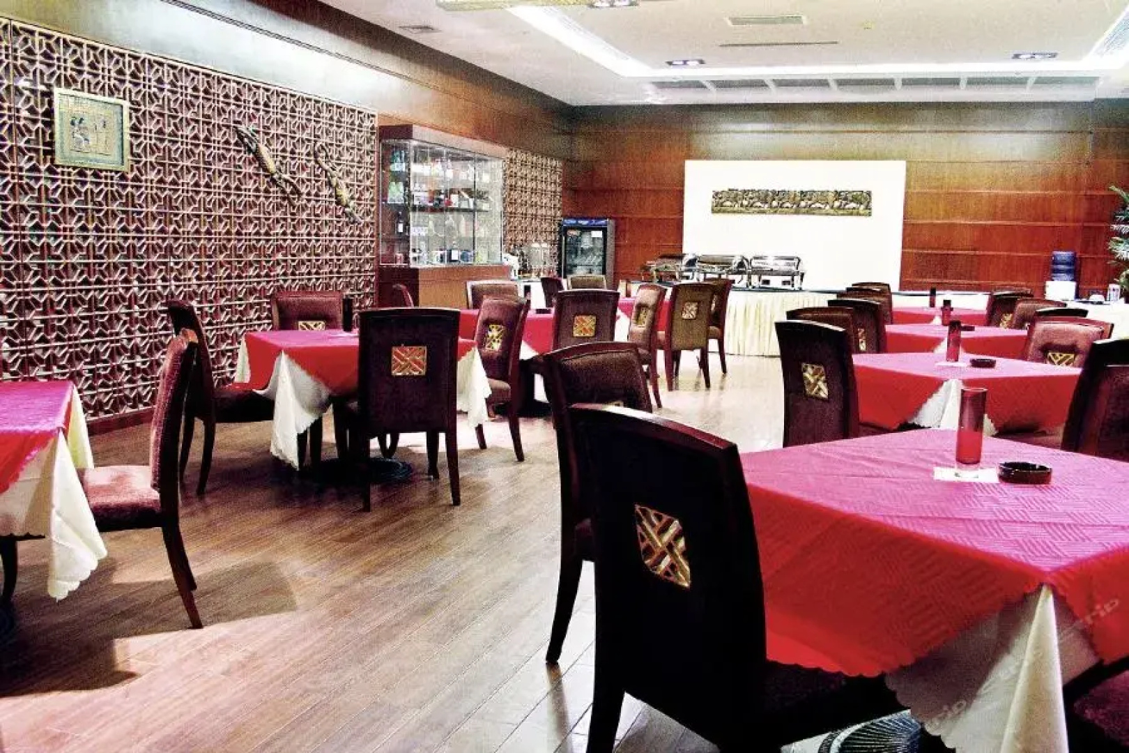 Futian Business Hotel