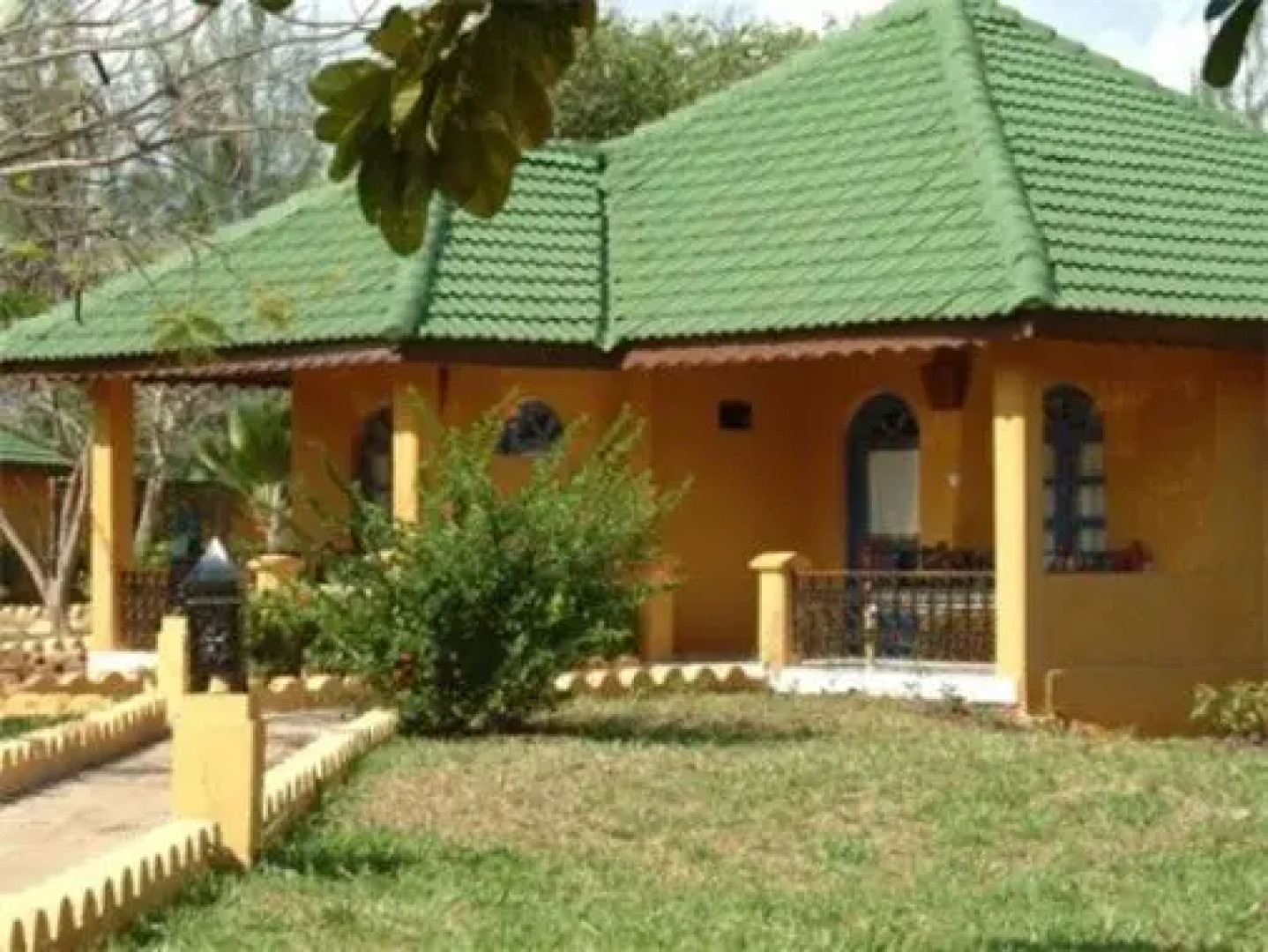 Zanzibar Safari Club