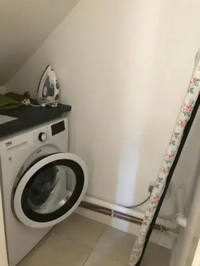 Windrush Apartment