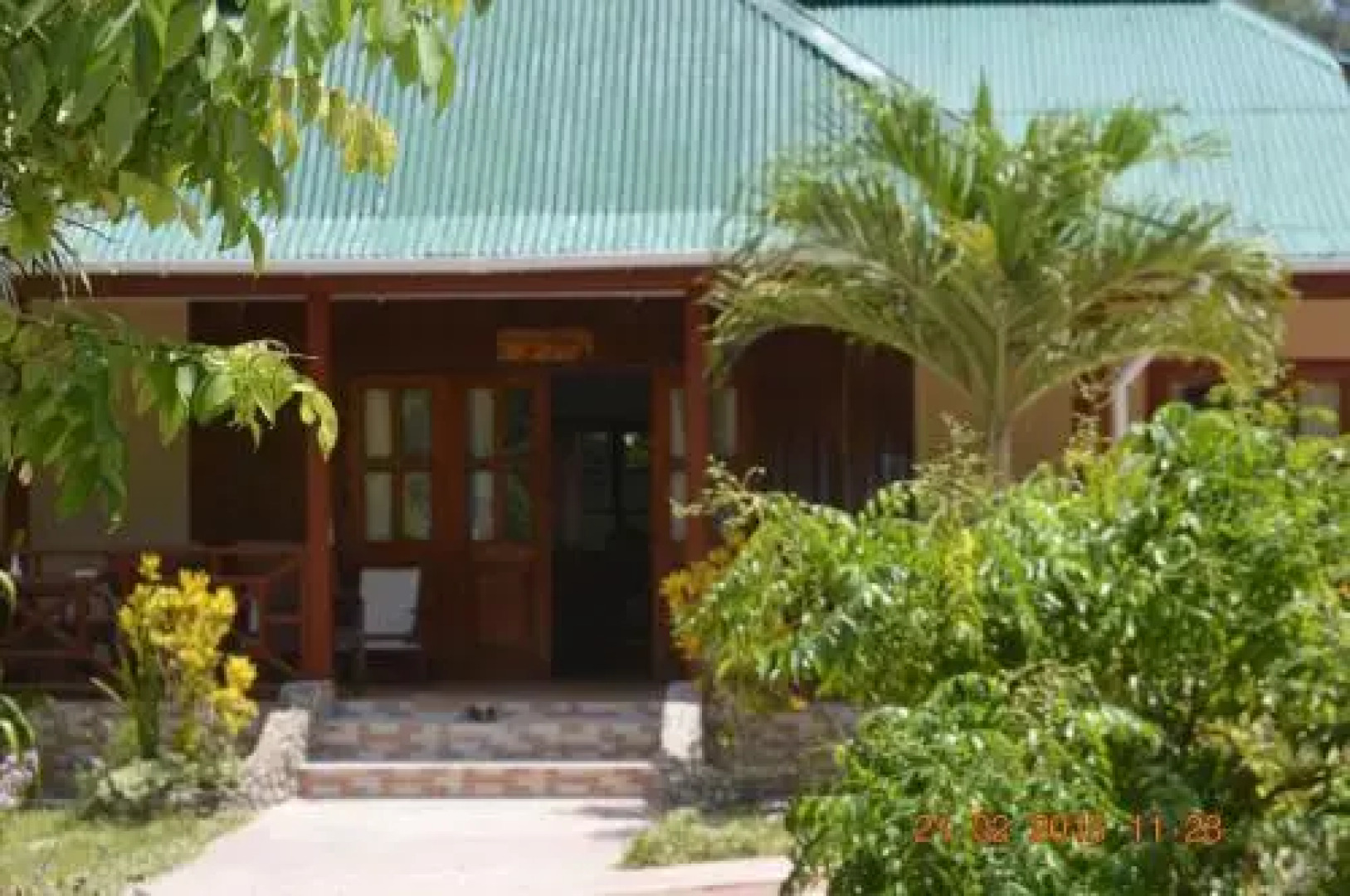 Paradise Flycatcher's Lodge