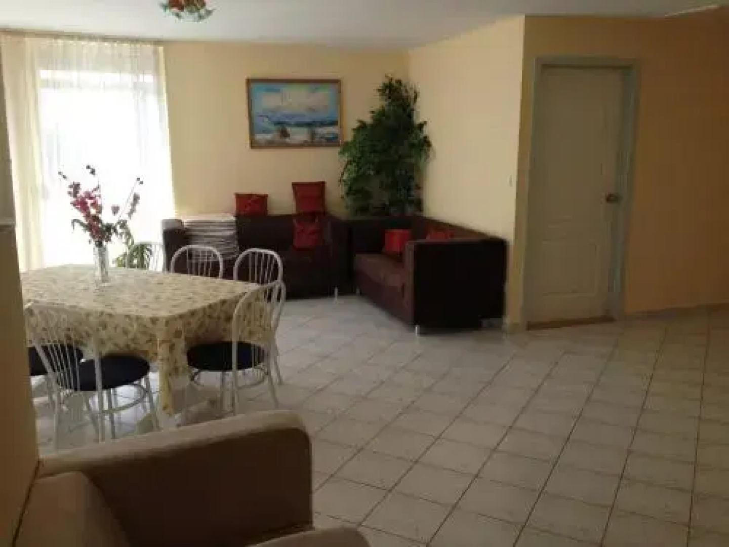 Balaton Apartmanház