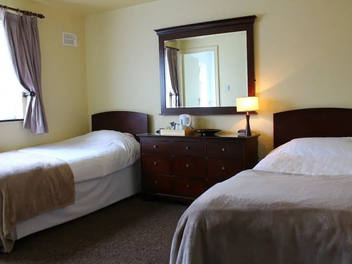 Crockets on The Quay