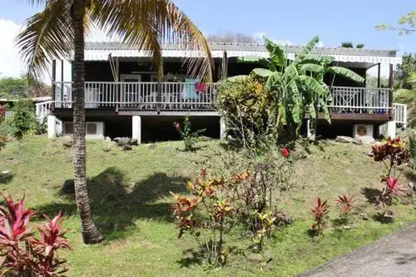 Bungalow Residence Petite Anse I