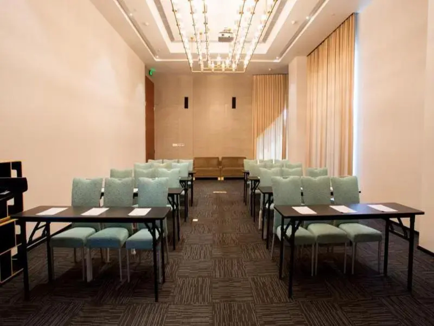 ibis Styles Huizhou Xunliao Bay
