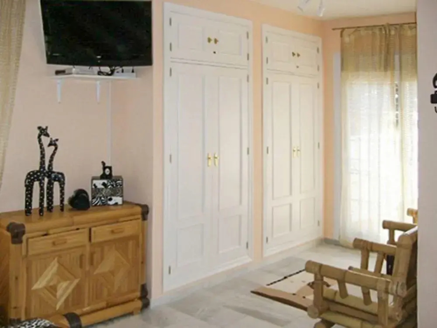 House With one Bedroom in Huelva, Nuevo Portil, With Shared Pool, Enclosed Garden and Wifi Near the Beach
