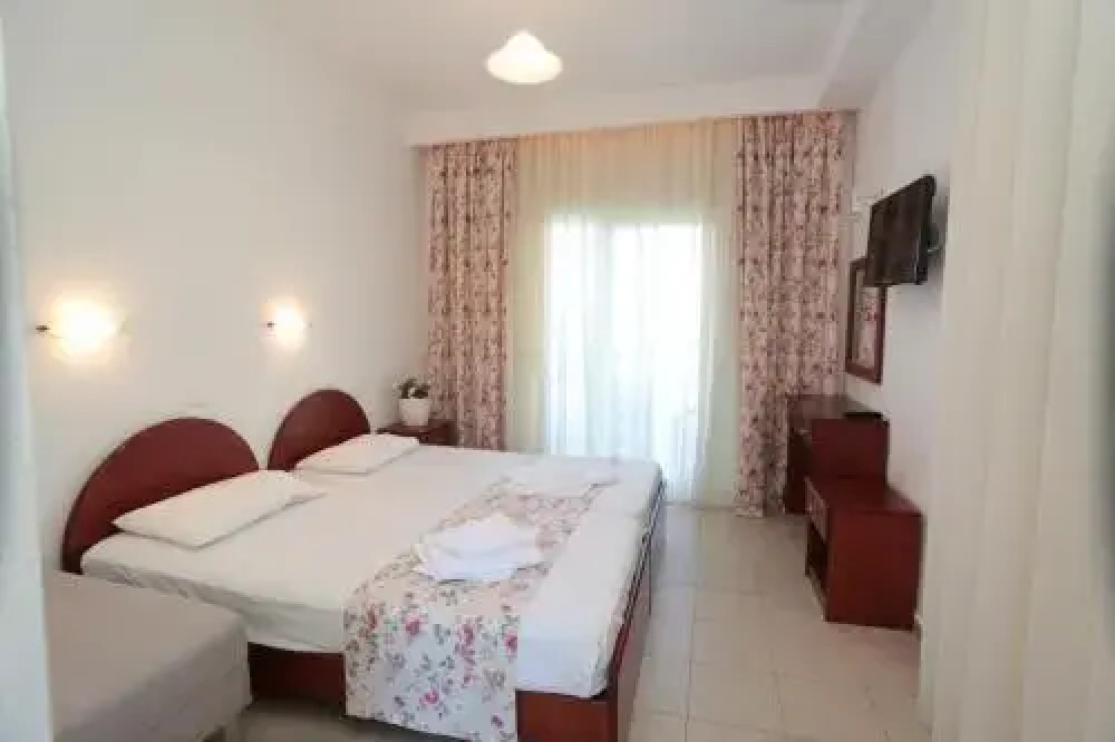 Dionisos Resort
