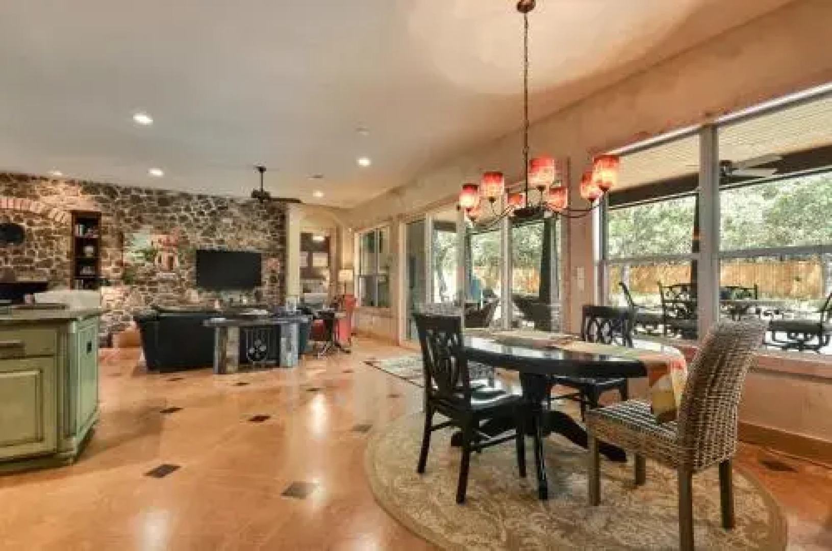 3BR 3BA Lake Travis Retreat with Pool Oasis by RedAwning