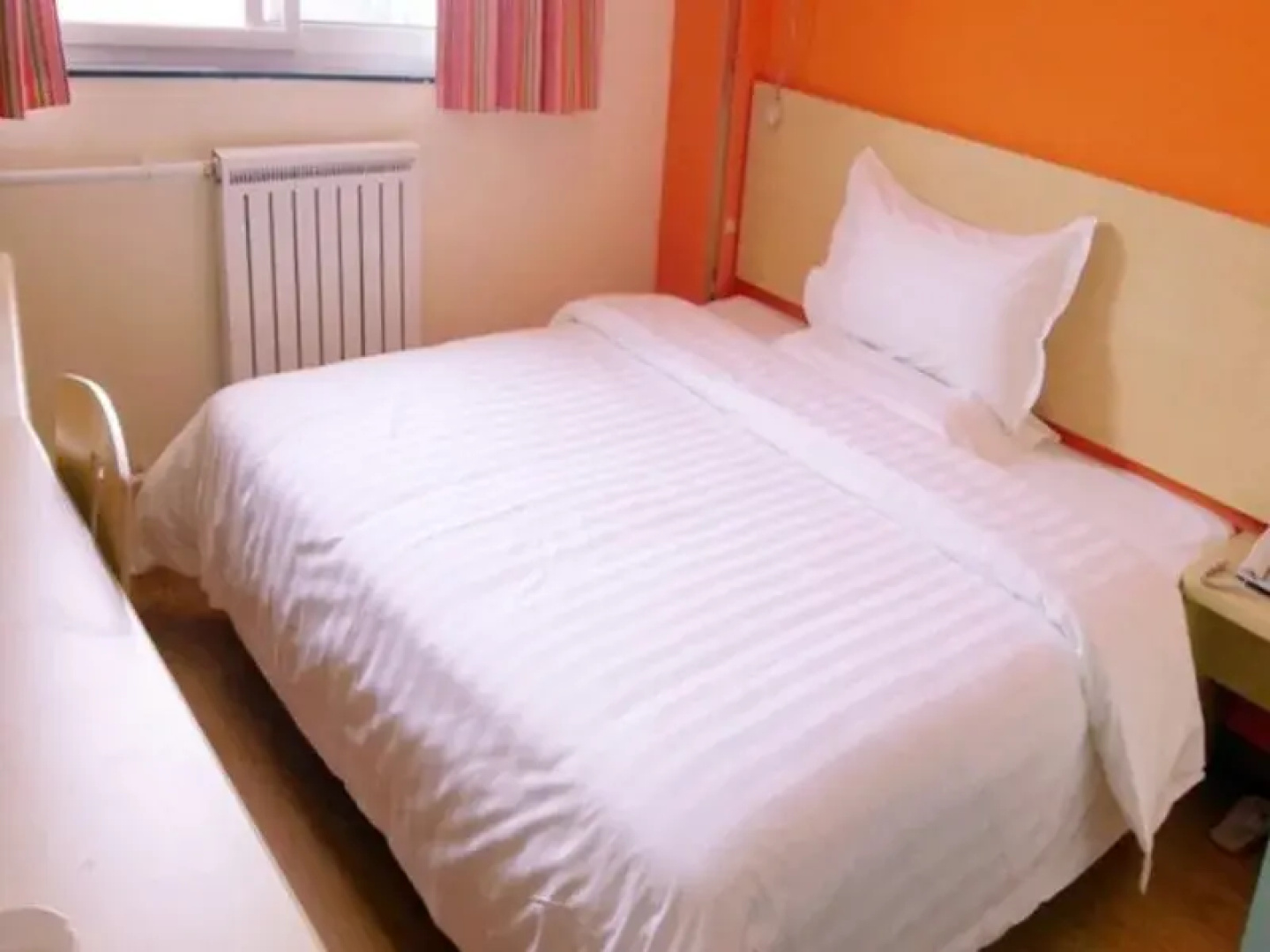 Wujiaqu Lirun Hotel