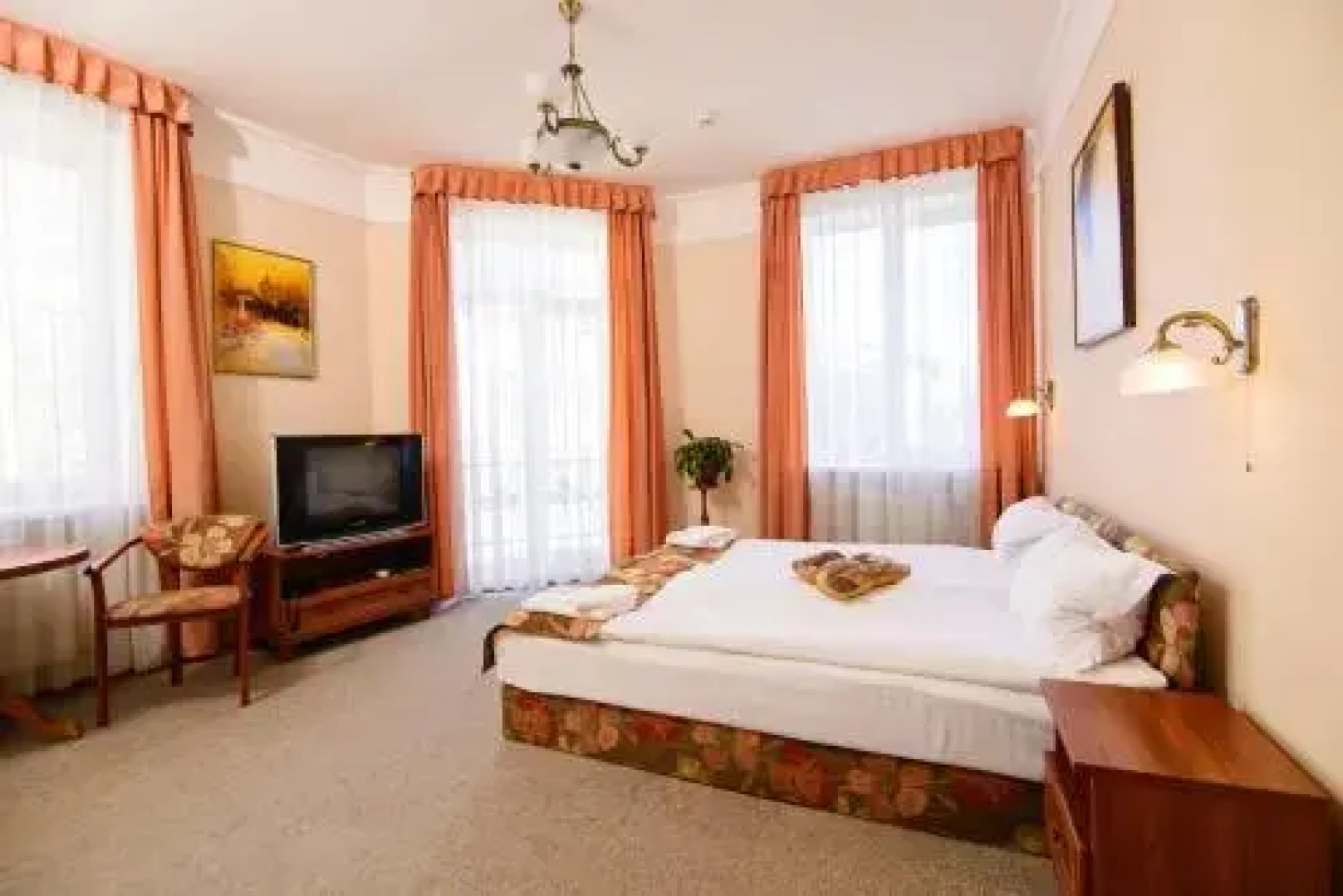 Отель Ирена