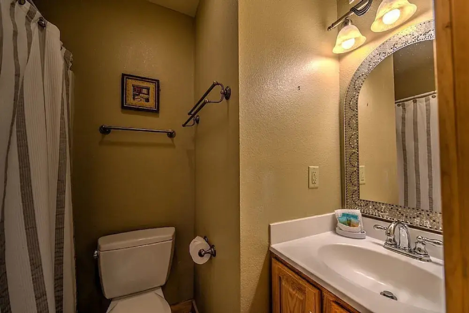 Hide-A-Way Cabin - 4 Br Cabin