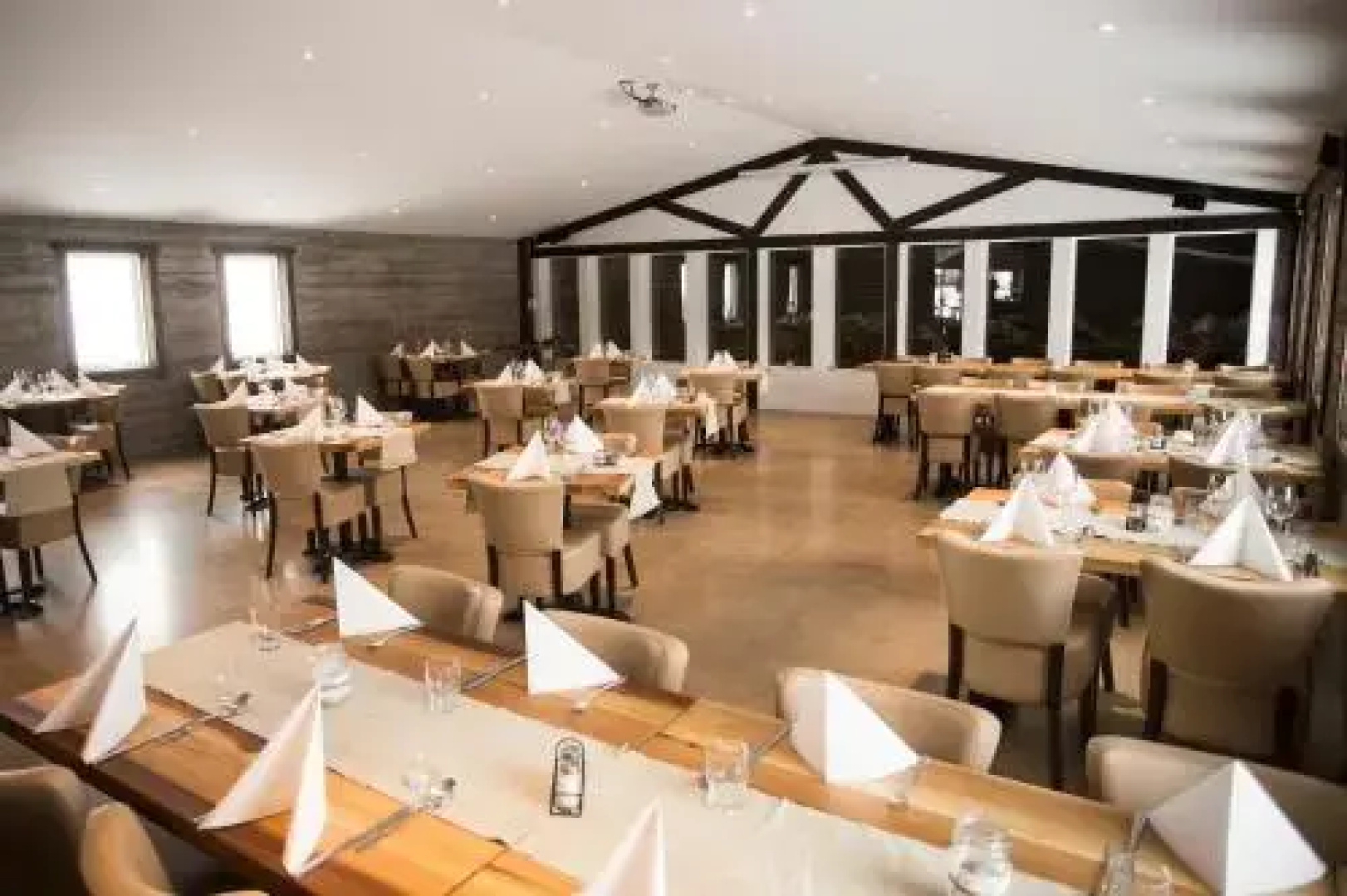 Farmhotel Efstidalur
