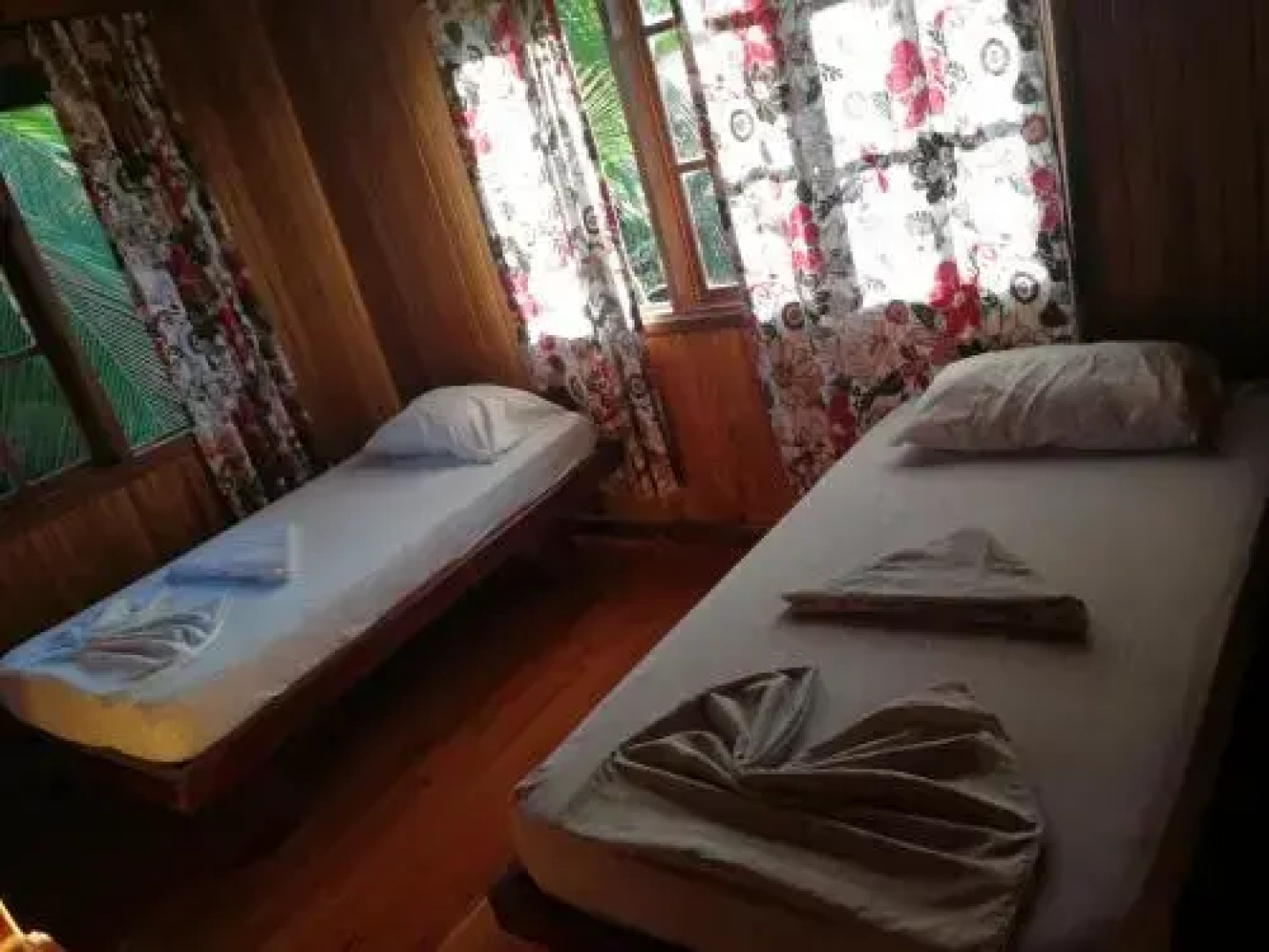 Lapas Rojas Lodge