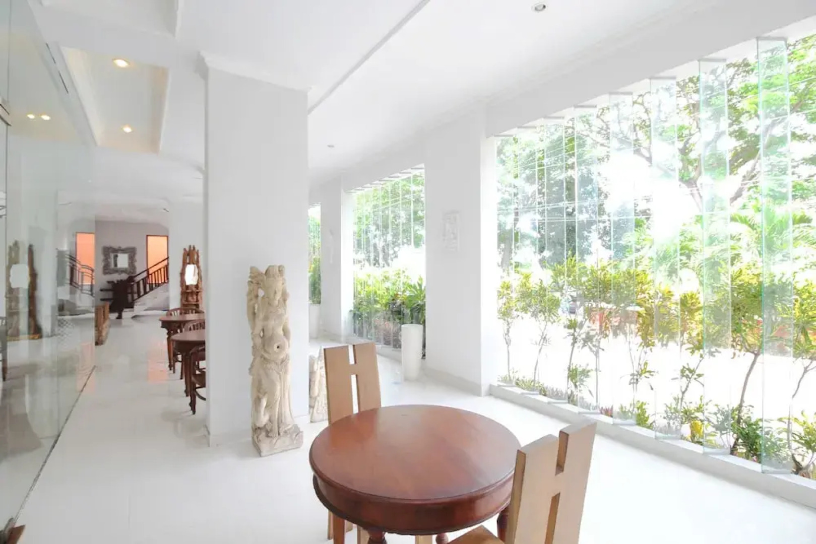 Airy Buleleng Lovina Kubu Gembong 1 Singaraja Bali