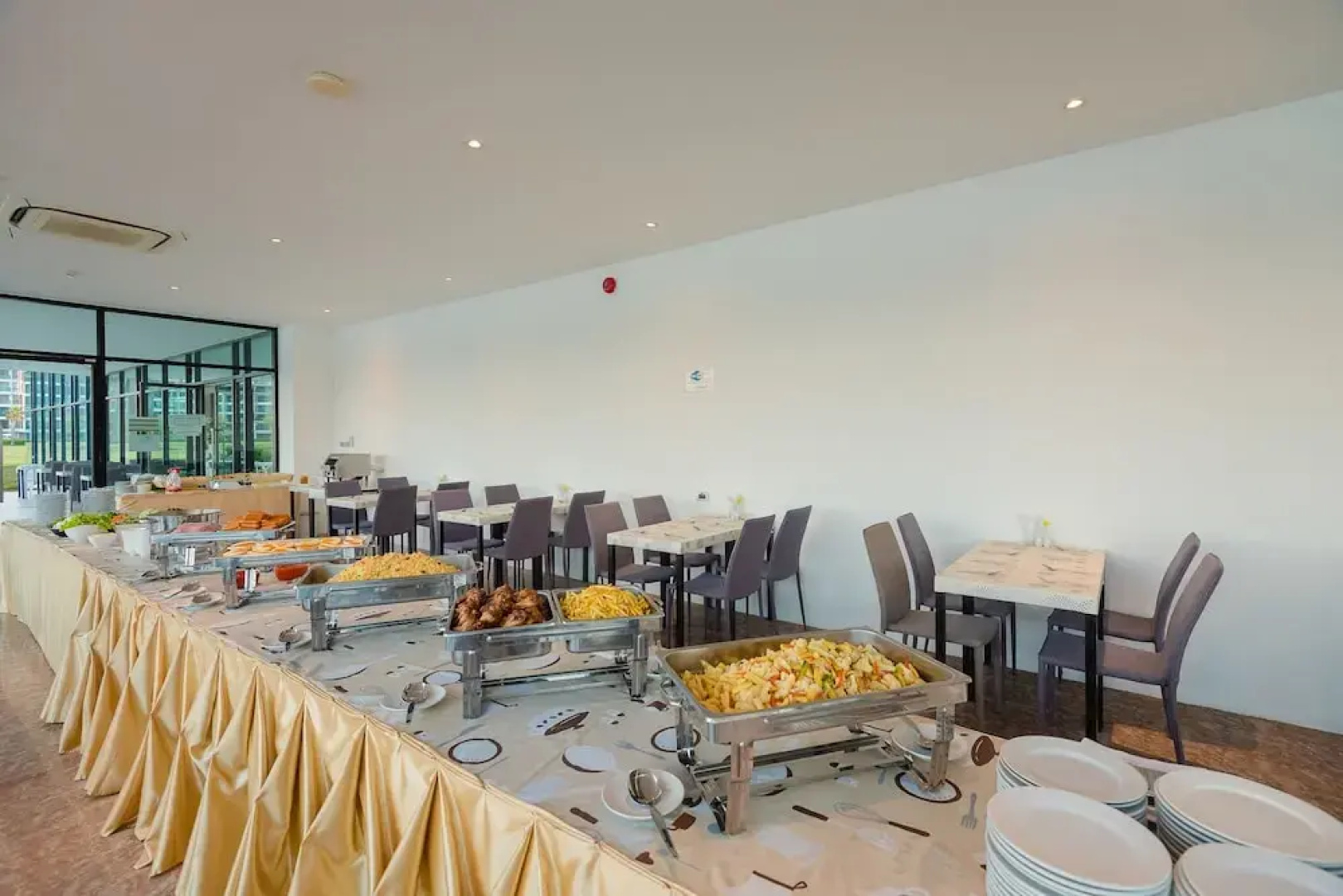 Royal Lee The Terminal Phuket Condominium by Cullinan R.
