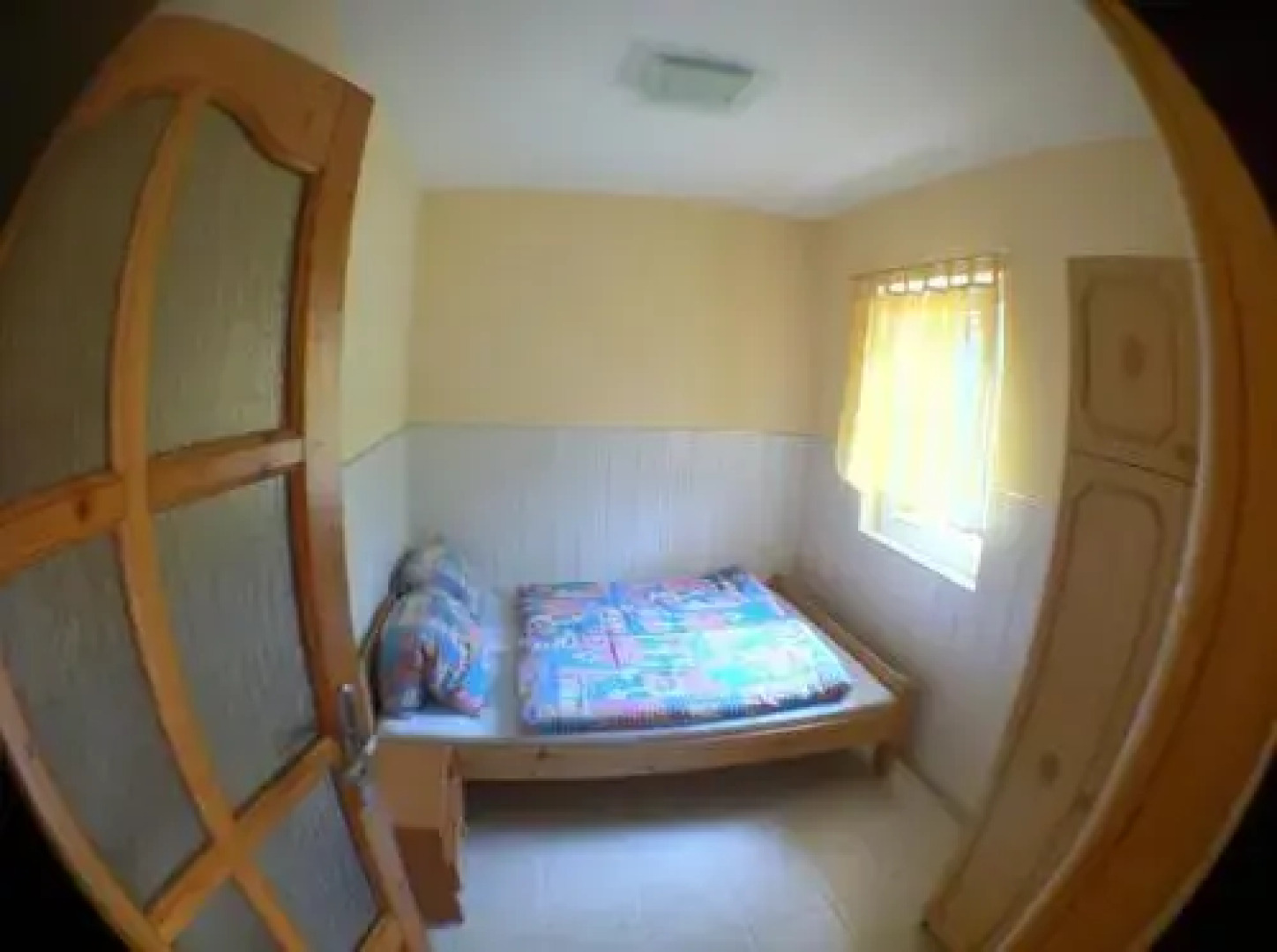 Granada Medencés Apartmanház