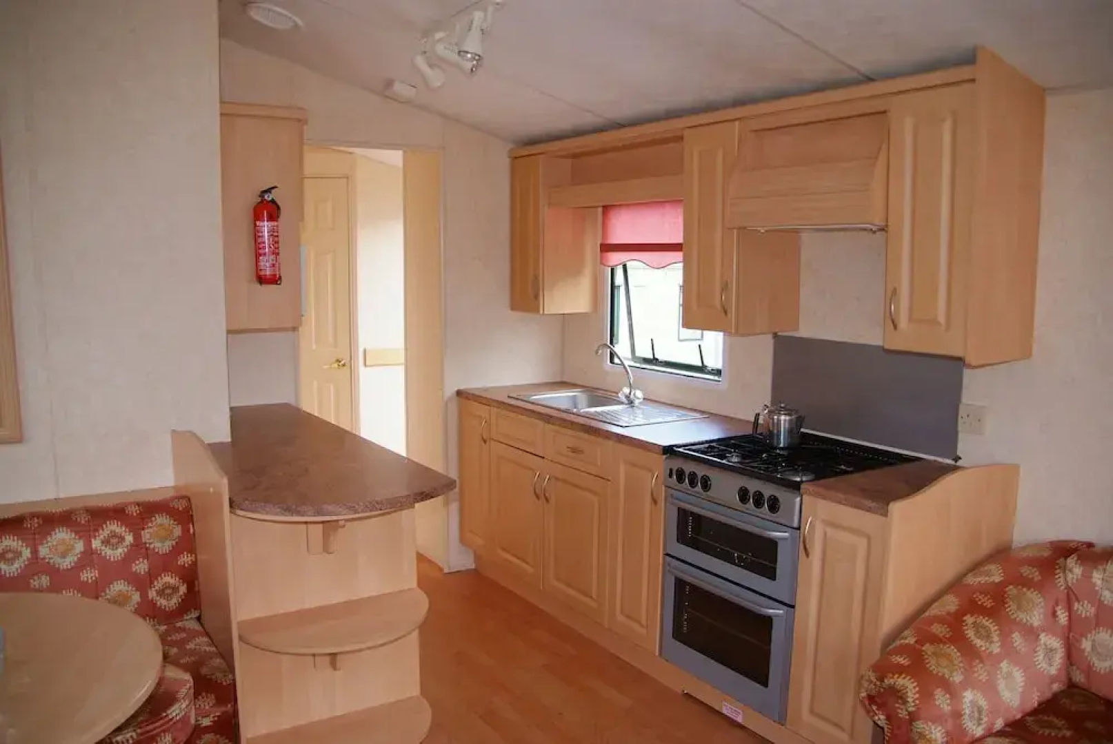 Howells Leisure Fishguard Holiday Park - Caravan Park