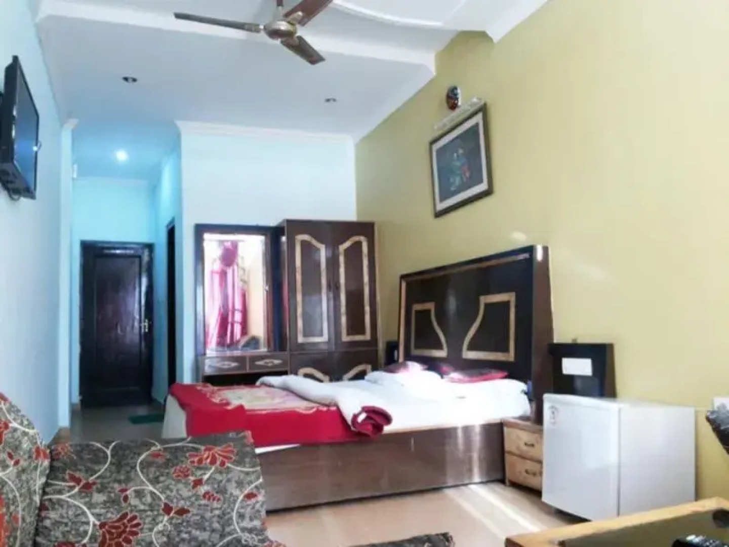 Hotel Grand Hills