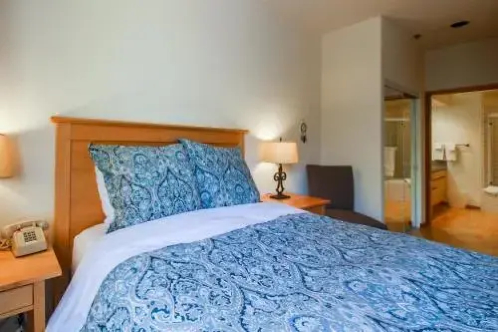 Ski-In Ski-Out Squaw Valley Lodge Slopeside Townhome