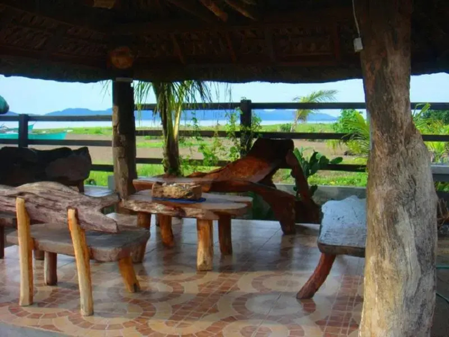 Costa Carina Beach Front Resort