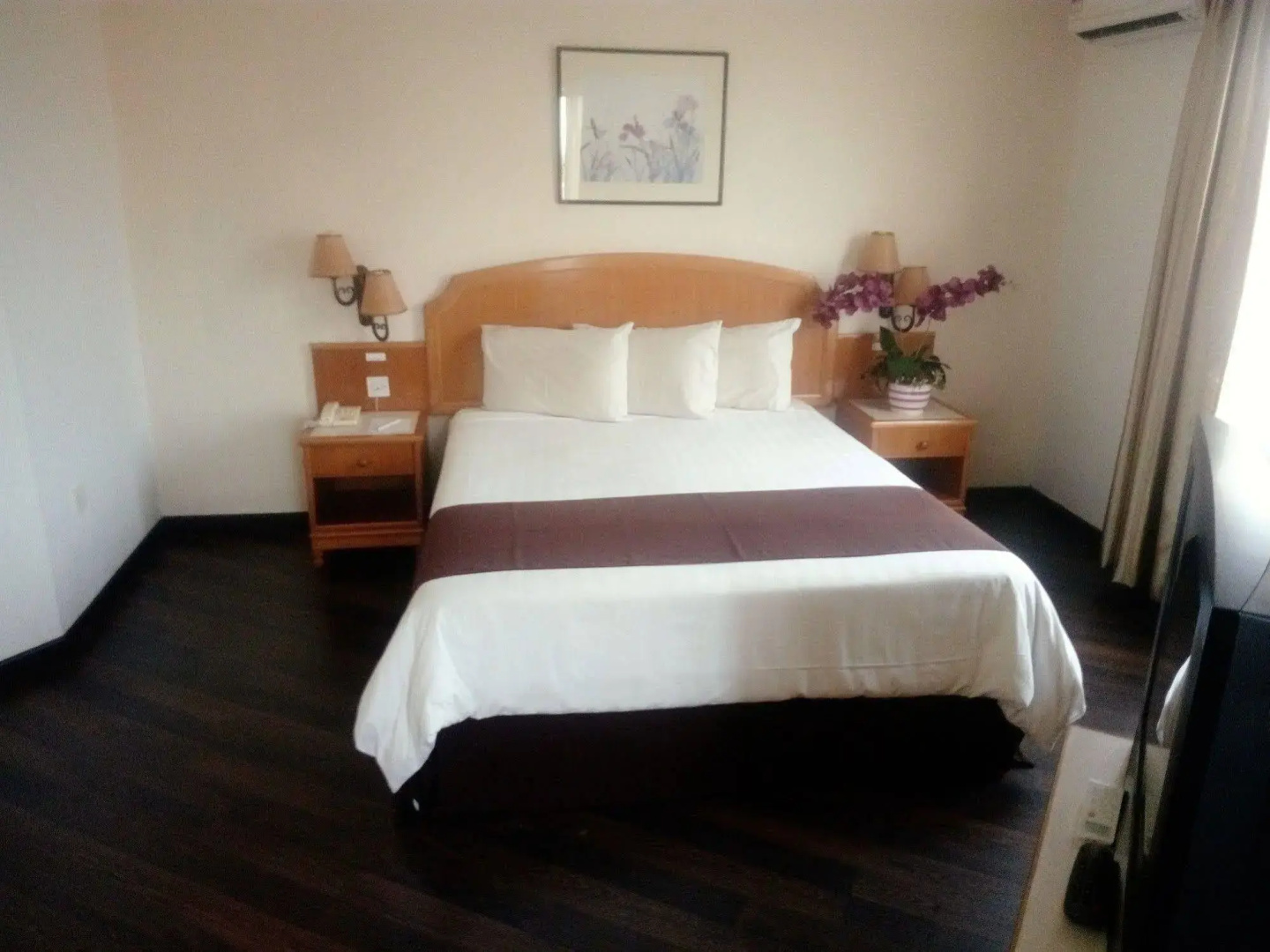 The Aston Hotel