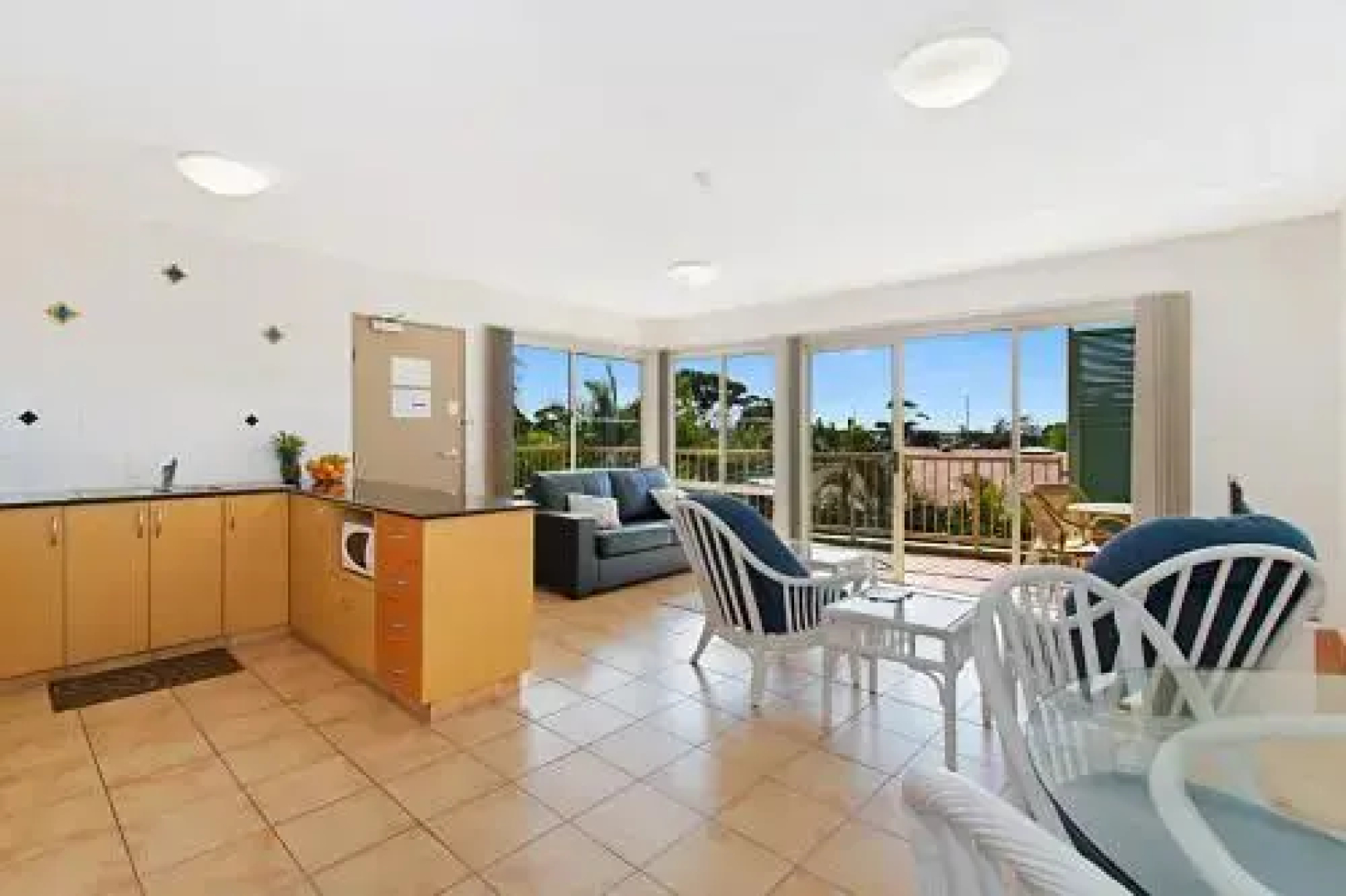 Sea Breeze Unit 10 Resort at 7 Park Lane
