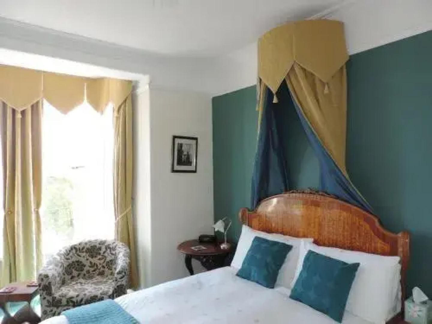 Fern Villa Bed  Breakfast