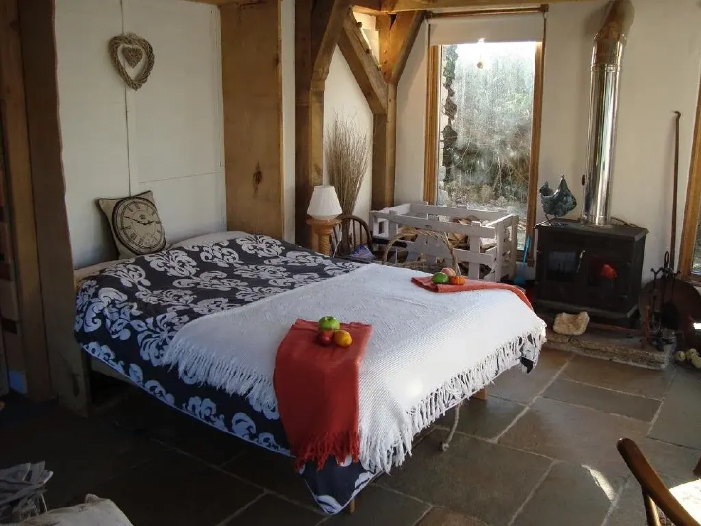 The Barn - Located away from people!